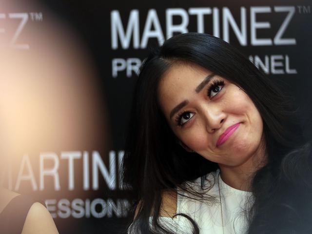 Gracia Indri Ingin Cepat Move On Dari David Noah News Entertainment Fimela Com