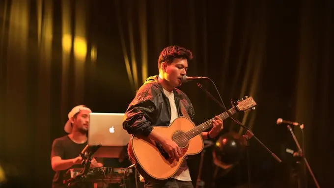 Siap-Siap Baper, Rendy Pandugo & Lalahuta akan Beri Kejutan Romantis di Hari Valentine