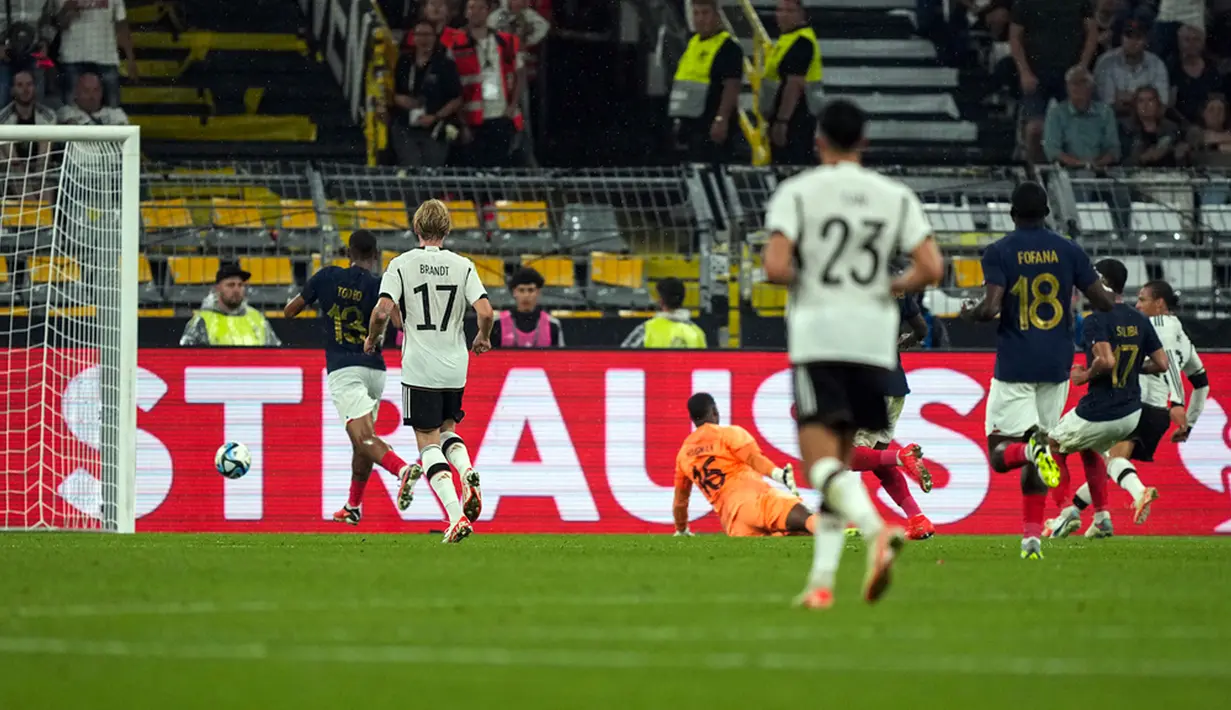 Kemenangan ini penting bagi Jerman yang membutuhkan hasil apik setelah pemecatan pelatih Hansi Flick. (AP Photo/Martin Meissner)