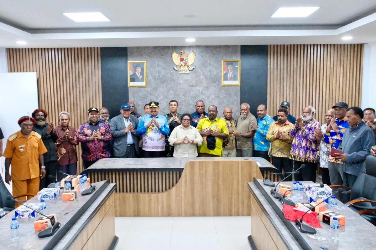 Wamendagri Ribka Haluk Tegaskan Pemerintah Pusat Hadir Penuh Pulihkan Situasi Keamanan di Wamena