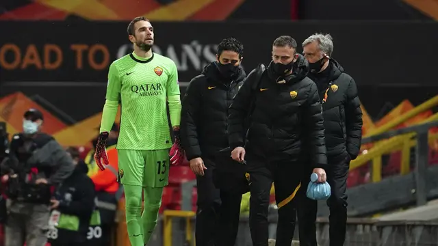 FOTO: Momen Tiga Pergantian Pemain AS Roma yang Jadi Pemicu Manchester United Superior di Babak Kedua Laga Leg Pertama Semifinal Liga Europa - Pau Lopez