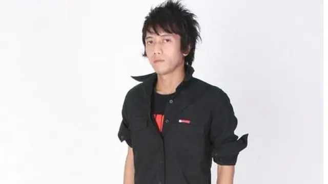 Artis-artis ini Divonis Terkena Virus Meningitis