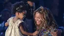 Putri semata wayang Beyonce dan Jay Z yakni Blue Ivy Carter tengah berbahagia merayakan hari ulang tahunnya yang ke 4 tahun. (AFP/Bintang.com)