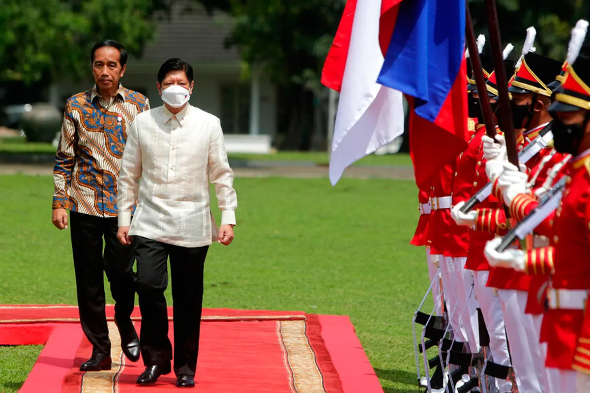 Jokowi Sambut Hangat Presiden Filipina Ferdinand Marcos Jr di Istana Bogor