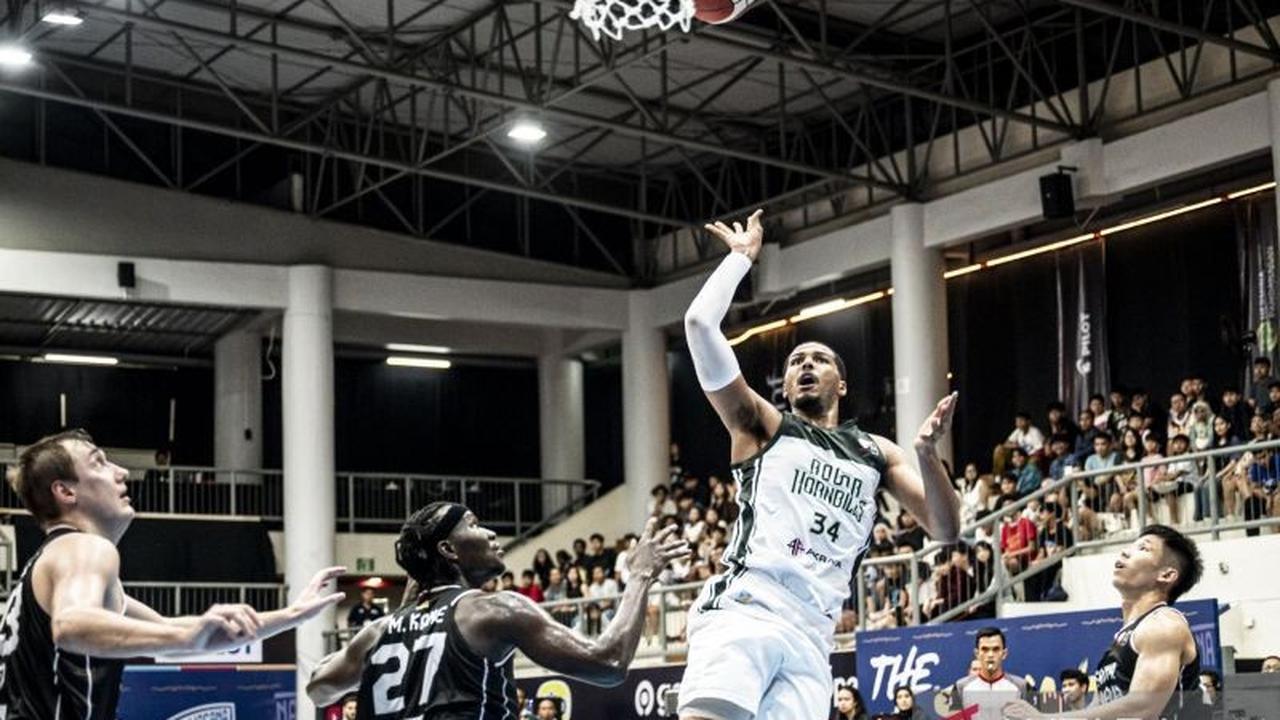 Evaluasi Total Satya Wacana IBL: Jerry Lolowang Soroti Rotasi dan Konsistensi Tim Usai Kalah Telak