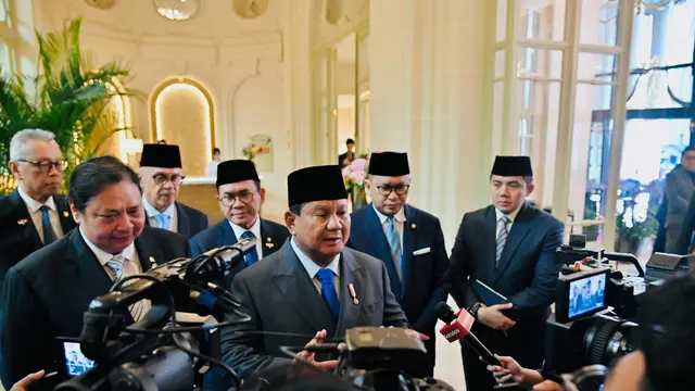 Presiden Prabowo Subianto didampingi Menteri Koordinator Bidang Perekonomian Airlangga Hartarto. (Dok Kemenko Perekonomian)