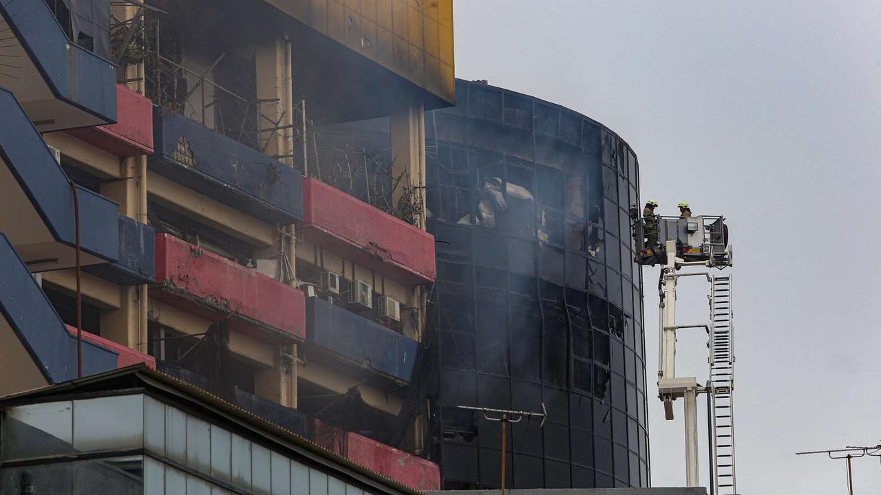 Suasana Glodok Plaza pascakebakaran dahsyat