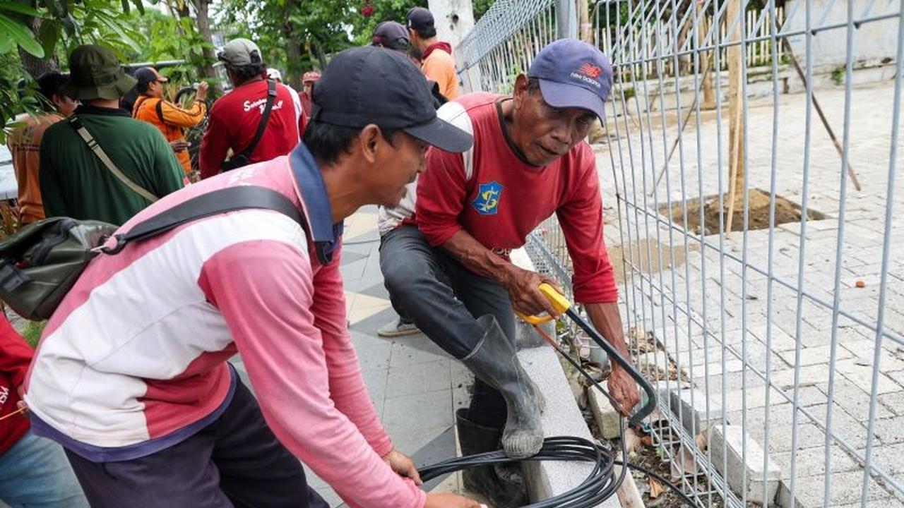 Penertiban Kabel FO Surabaya: Pemkot Sikat Jaringan Ilegal Demi Tata Kota Rapi