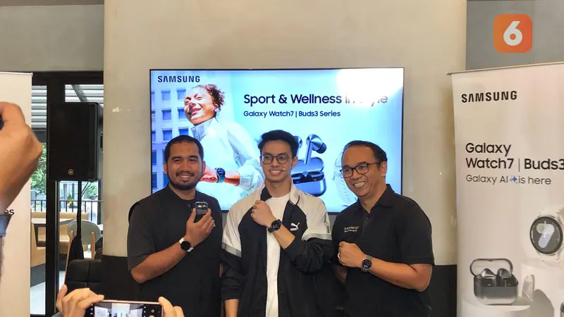 Leonardo Alfaro (Influencer) dr. Andi Kurniawan, Sp.Ko (Sport Medicine Expert), Taufiq Furqan (Mx product marketing manager samsung electronics indonesia)