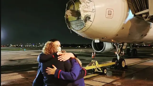 Hidung pesawat LATAM Airlines di Paraguay hancur akibat badai.