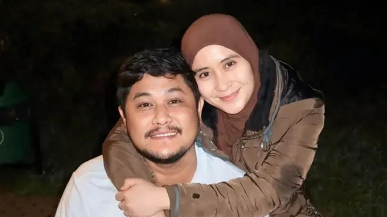 Ryana Dea Dapat Kejutan Naik Haji dari Suami, Menangis Selama di Tanah Suci