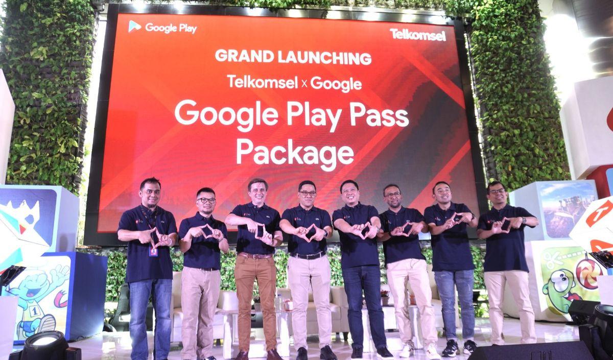 Menurut Nirwan, banyak dari&nbsp;game-game&nbsp;ini memiliki fitur&nbsp;in-app purchase,&nbsp;yang berarti pelanggan bisa melakukan transaksi di dalam aplikasi untuk mendapatkan fitur premium, seperti bonus-bonus atau pembebasan dari iklan.&nbsp;
