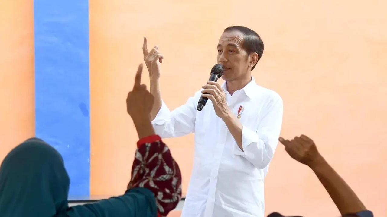 Saidiman menilai, gerakan reformasi menjadi media pembendung aksi nepotisme yang menguat di era rezim Orde Baru di bawah Soeharto.<br>