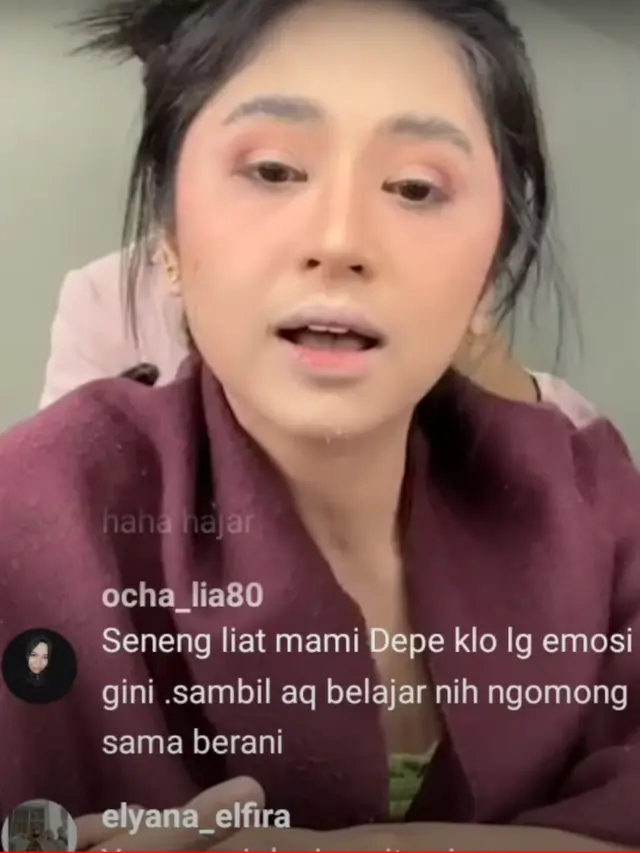 Dewi Perssik bikin siaran langsung di Instagram membahas Denise Chariesta. (Foto: Dok. YouTube Perik Official)
