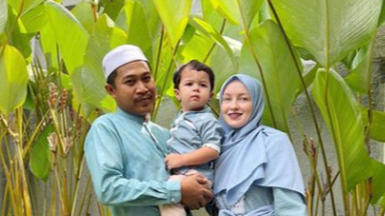 Kisah Hidup Haqiqi Dulu Sering Makan Pakai Ikan Asin