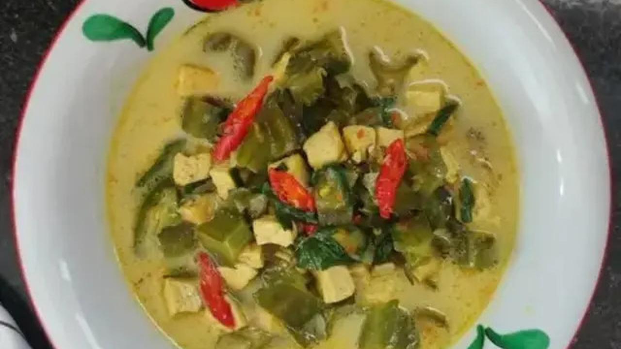 Resep Lontong Sayur Lodeh Tanpa Santan untuk Disajikan Saat Lebaran