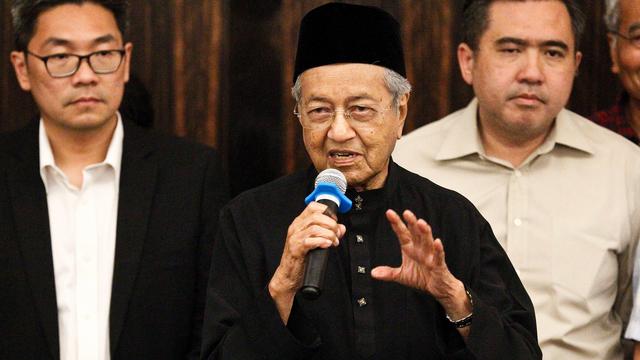 Resmi Dilantik, Mahathir Mohamad menjadi PM Tertua di dunia