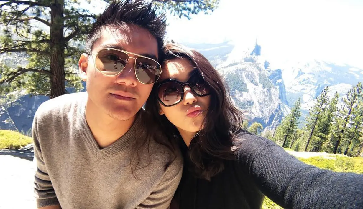 Boy William dan Karen Vendela (Instagram/karbearv)