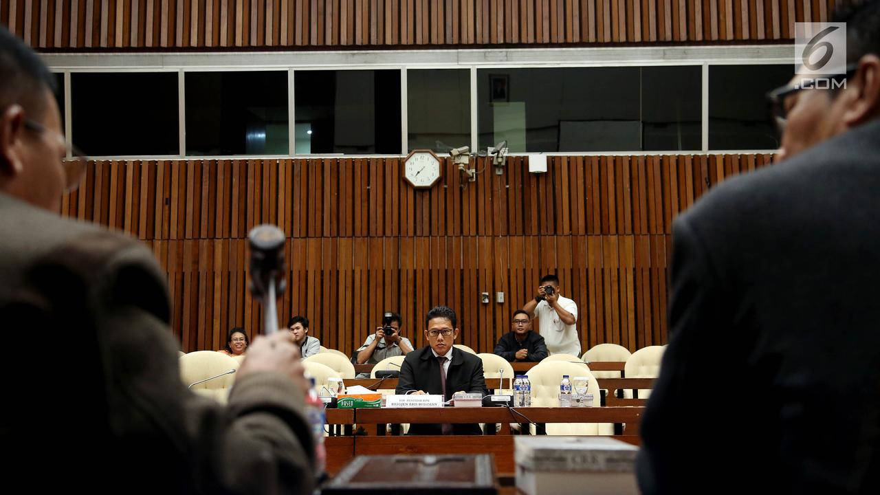 Direktur Penyidik KPK Penuhi Panggilan Pansus Angket DPR