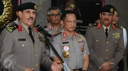 Kepala Kepolisian Arab Saudi General Othman bin Nasser Al Mehrej memberi keterangan usai menemui Kapolri Jenderal Pol Tito Karnavian di Jakarta, Selasa (18/4). Pertemuan untuk menindaklanjuti nota kesepahaman. (Liputan6.com/Helmi Fithriansyah)
