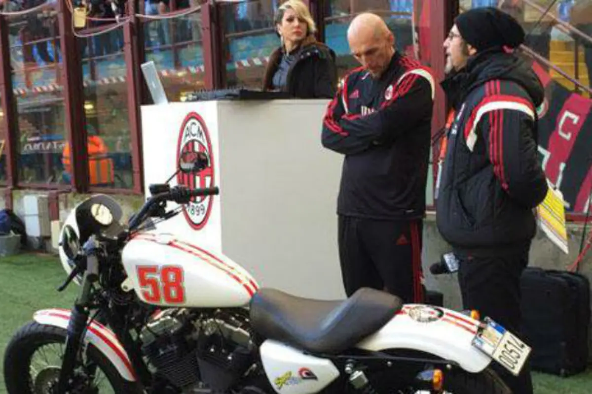 Christian Abbiati, Marco SImoncelli, dan Valentino Rossi.