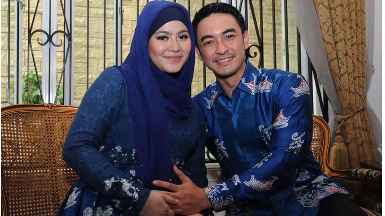 Lebaran, Zumi Zola Dianugerahi Anak Laki-laki