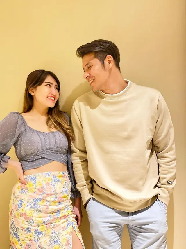 Via Vallen dan Chevra Papinka. (Foto: Instagram @viavallen)