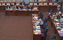 VIDEO: Drama Mik Mati Hiasi Pembahasan Revisi UU Kementerian Negara di DPR