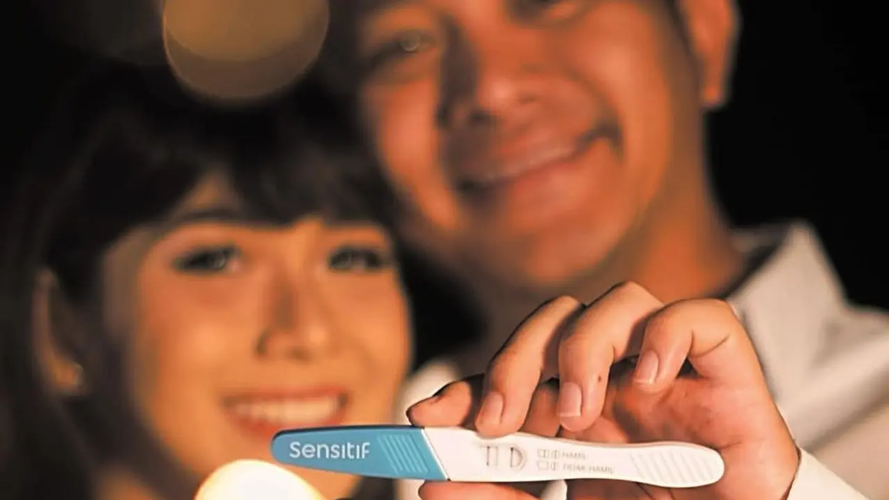 5 Tahun Menanti, Ini 6 Momen Istri Gilang Dirga Umumkan Hamil Anak Pertama