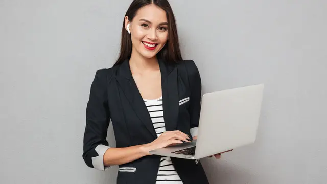 Wajib Tau! Ini Tips Makeup Sesuai Tingkatan Umur