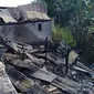 Kebakaran menghanguskan rumah sekaligus kios dan bengkel, di Manggarai Timur. (Foto Istimewah)