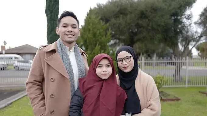 [Fimela] Ben Kasyafani bareng keluarga