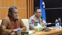 Rektor UNG dan Kapolda Gorontalo saat menggelar Confrensi Pers soal mahasiswa hina Perasiden (Arfandi/Liputan6.com)