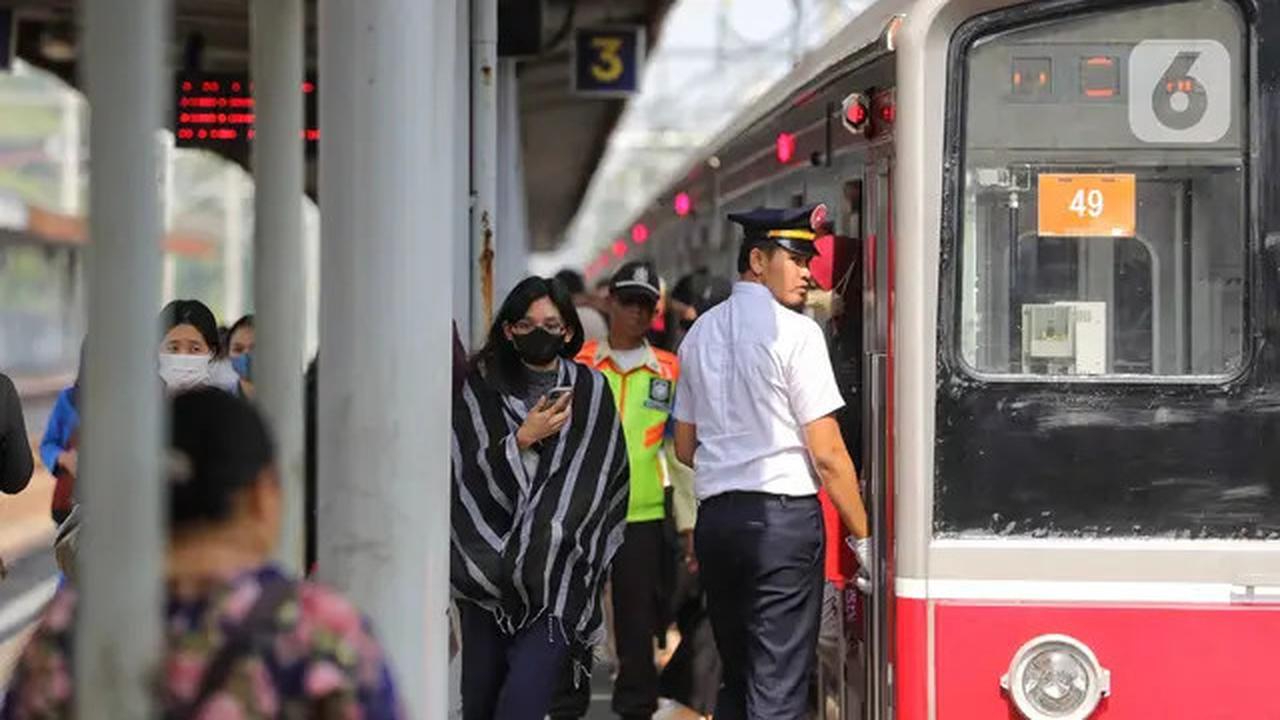 KRL Jabodetabek Beroperasi 24 Jam di Tahun Baru 2025: Jangan Bawa Petasan
