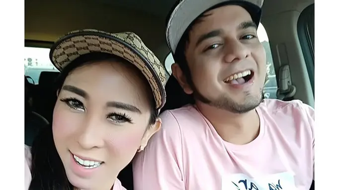 Terjebak Narkoba Lagi, Ini 5 Potret Mesra Rio Reifan dengan Istri