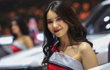 FOTO: Pesona SPG Cantik Ramaikan Arena GIIAS 2024