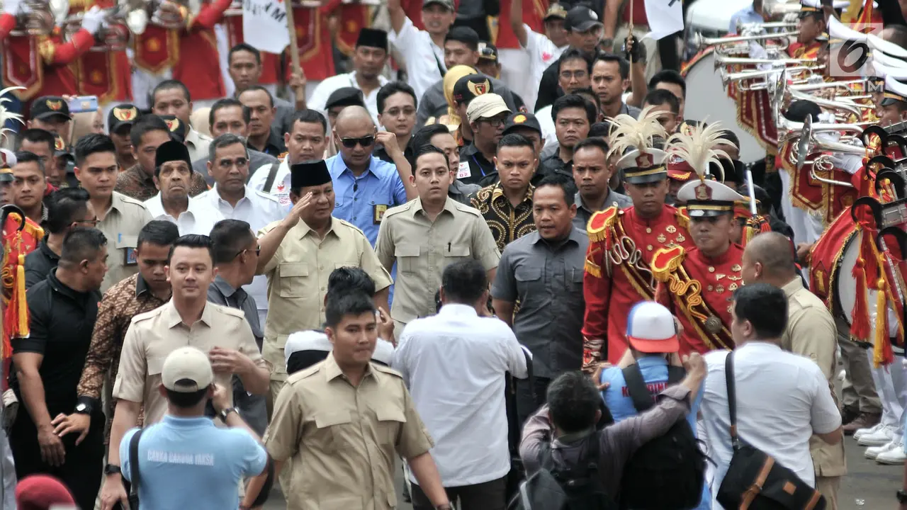 Prabowo Bekali Ribuan Relawan untuk Menangkan Pilpres 2019