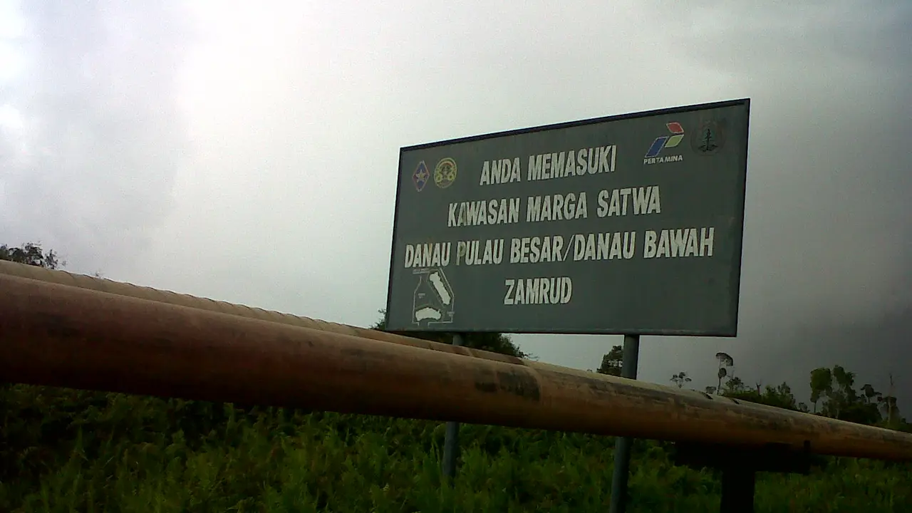 Kawasan Konservasi Danau Zamrud Riau