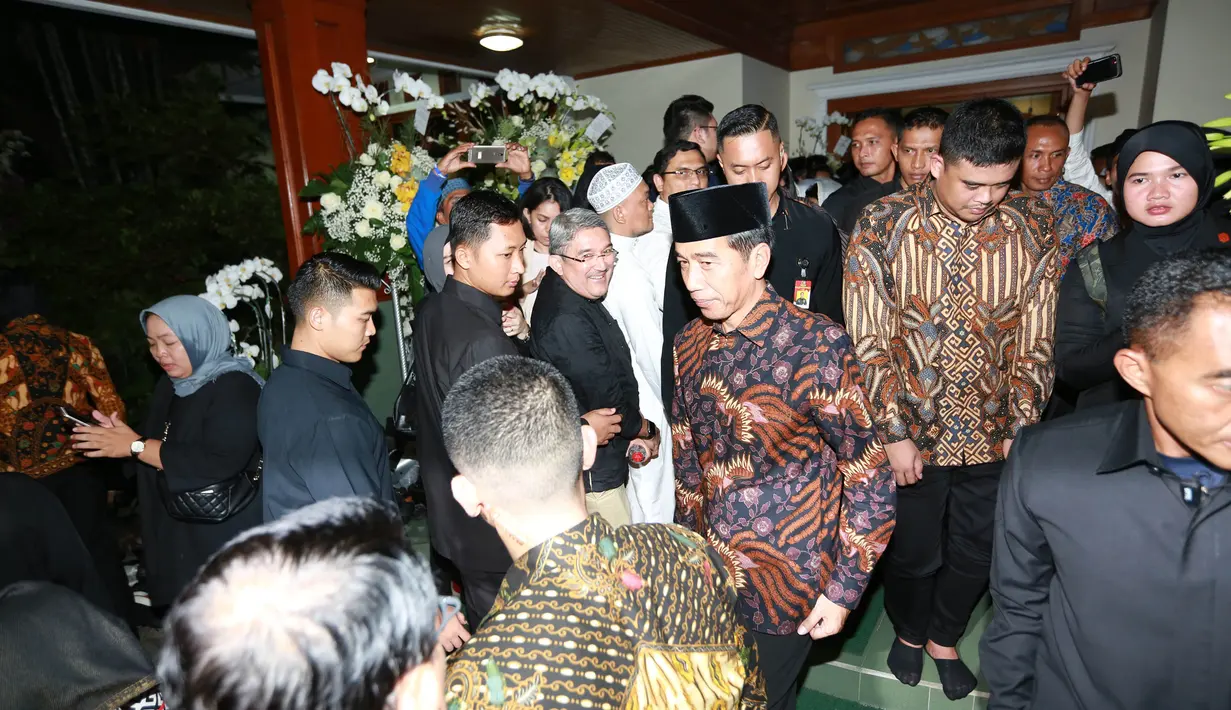 Jenazah Ani Yudhoyono tiba di Cikeas