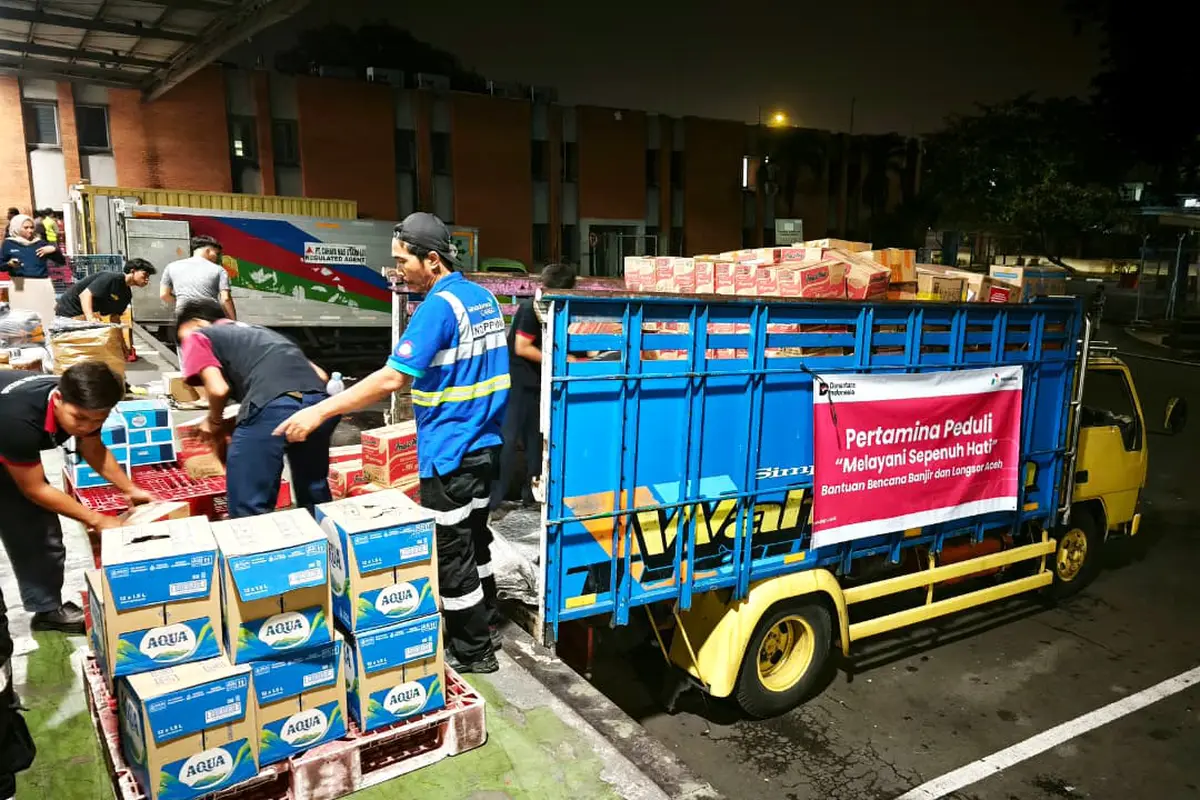 Bantuan untuk korban banjir bandang di Sumatera