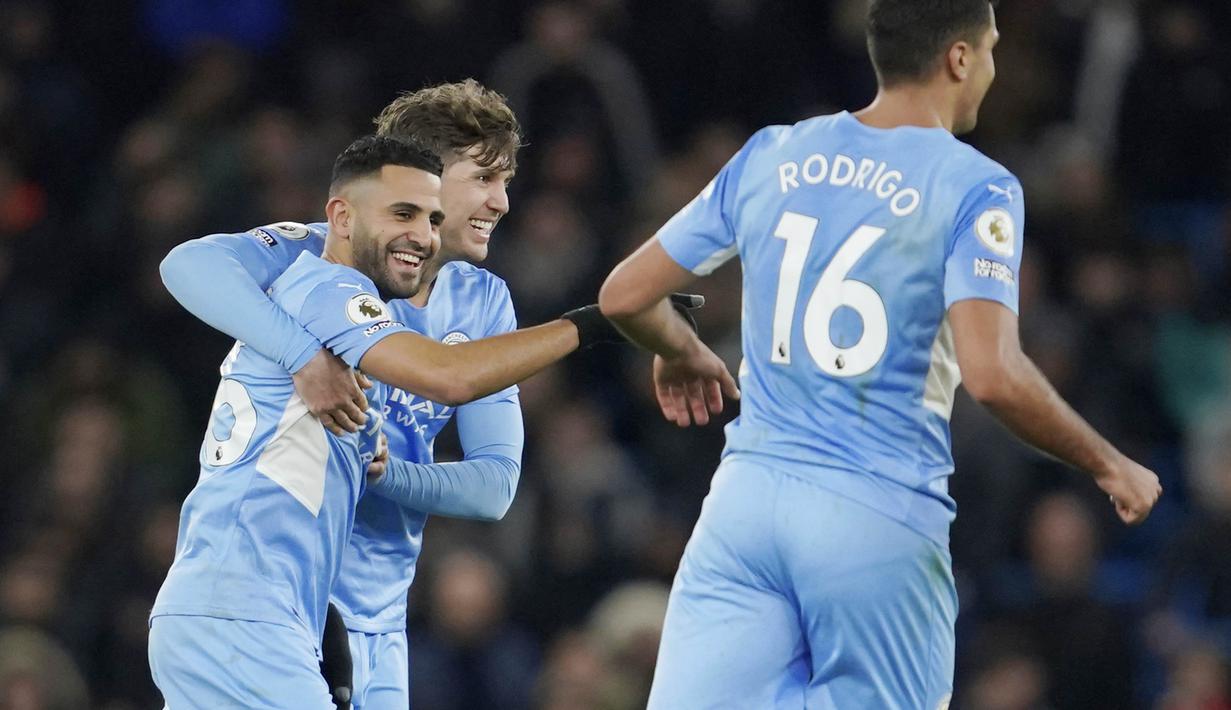 Kemenangan besar Manchester City lima gol tanpa balas di leg pertama menjadi kunci keberhasilan skuad Pep Guardiola melenggang ke perempat final Liga Champions. (AP/Jon Super)