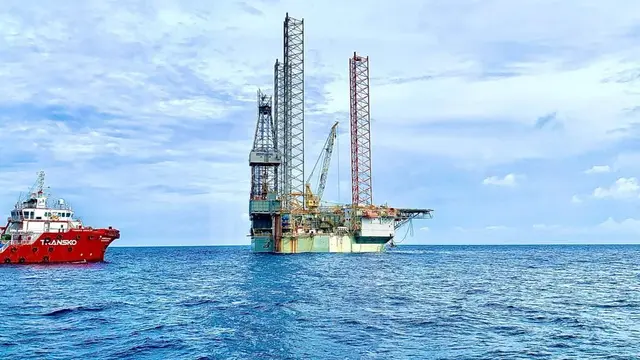 Kegiatan eksplorasi di sumur GQX-1 di perairan utara pulau Jawa oleh Pertamina Hulu Energi (PHE). (Dok Pertamina)