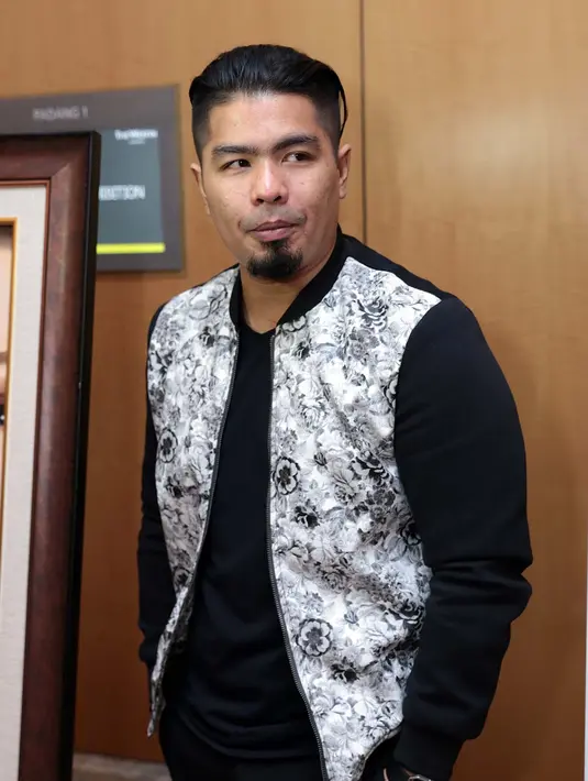 Selain itu Bams menceritakan bahwa kolaborasi yang dilakukannya dengan Nidji hanya sekedar projek untuk lagu terbarunya. Ia pun tak mengetahui soal pengganti Giring sementara waktu nanti. (Deki Prayoga/Bintang.com)