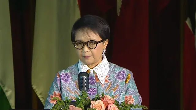 Menteri Luar Negeri RI Retno Marsudi saat Pernyataan Pers Menteri Luar Negeri (PPTM) di Gedung Merdeka, Bandung, Senin (8/1/2024).