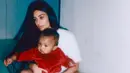 Aktif kembali menggunakan Instagram setelah vakum selama tiga bulan, terlihat Kim Kardashian mengunggah foto-foto bersama suami dan kedua anaknya. Hal ini pun disambut ramai oleh para penggemarnya. (Instagram/kimkardashian)