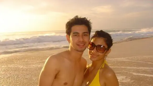 Raffi Ahmad dan Tyas, Antara Foto Hot dan Velove Vexia