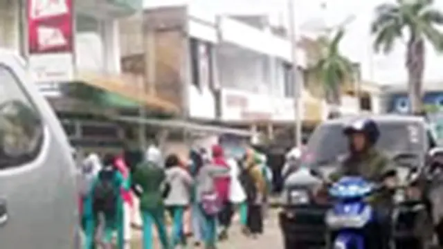 Ikatan Mahasiswa Muhammadiyah Sidrap Berunjuk Rasa