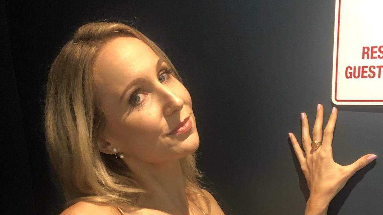 Nikki Glaser Says Taylor Swift 'Smart' for Not Inviting Her to the Upcoming Wedding