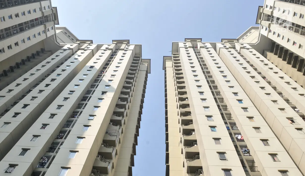 Suasana salah satu unit Apartemen Mediterania Palace, Jakarta, Rabu (31/7/2019). Pemadaman listrik sejumlah unit dan ruko di apartemen Apartemen Mediterania Palace diduga karena perseteruan pengelola apartemen baru dan pengelola lama yang belum selesai. (merdeka.com/Iqbal S. Nugroho)