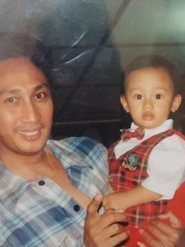 6 Potret Masa Kecil Caesar Hito, Imut dan Menggemaskan